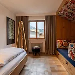 Hotel Hinterwies - In / / Dine 4*