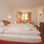 Hinterwies - In / / Dine 4*
