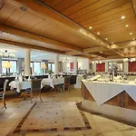 Hinterwies - In / / Dine 4*