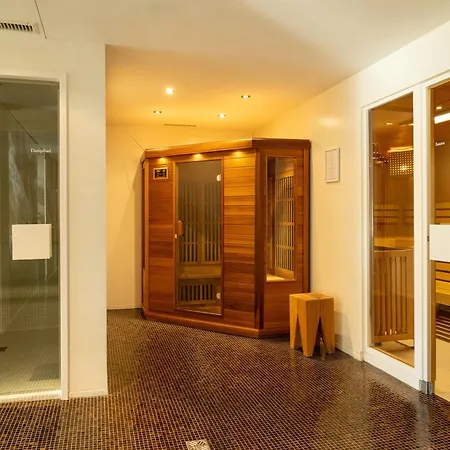 Hinterwies – In / / Dine