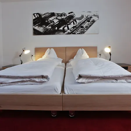 Hotel Hinterwies – In / / Dine 4*