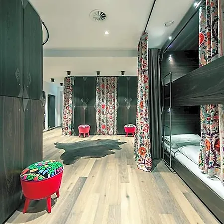 Hotel Hinterwies - In / / Dine Lech am Arlberg