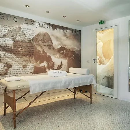Hinterwies - In / / Dine Hotel