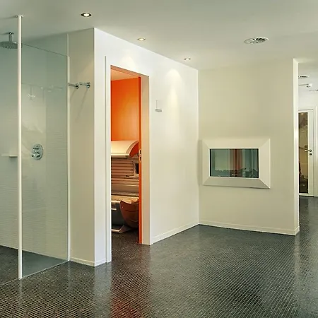 Hinterwies - In / / Dine Hotel