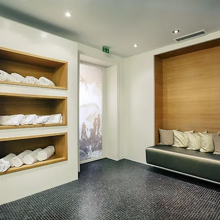 Hinterwies – In / / Dine Hotel Lech am Arlberg