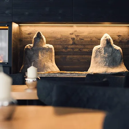 Hinterwies – In / / Dine Hotel Lech am Arlberg