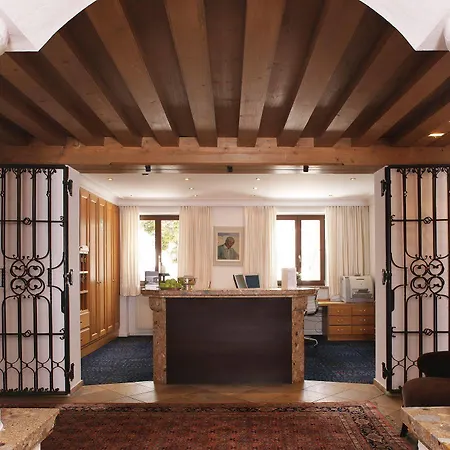 Hinterwies - In / / Dine Hotel Lech am Arlberg
