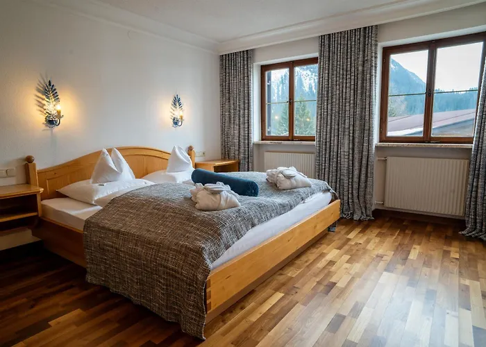 Hinterwies - In / / Dine Szálloda