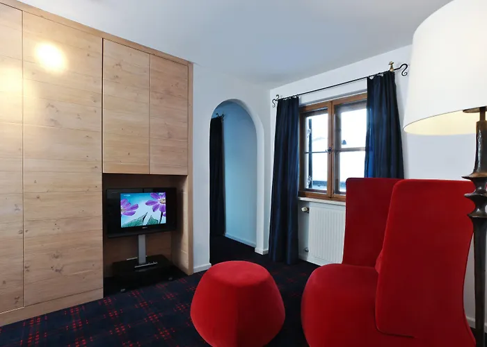 Hinterwies - In / / Dine