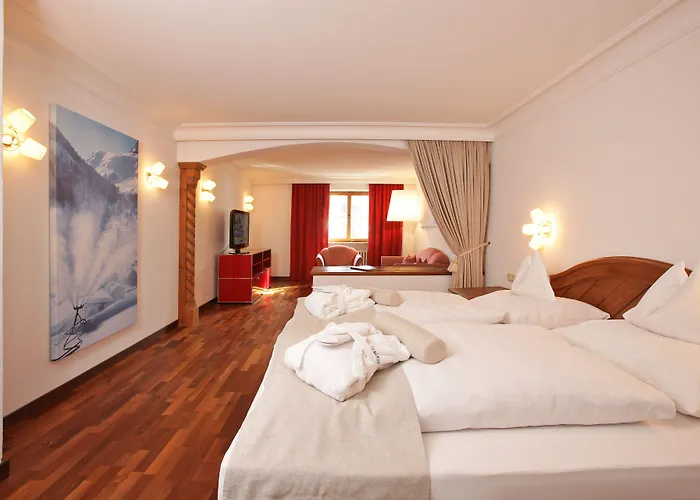 Hinterwies – In / / Dine