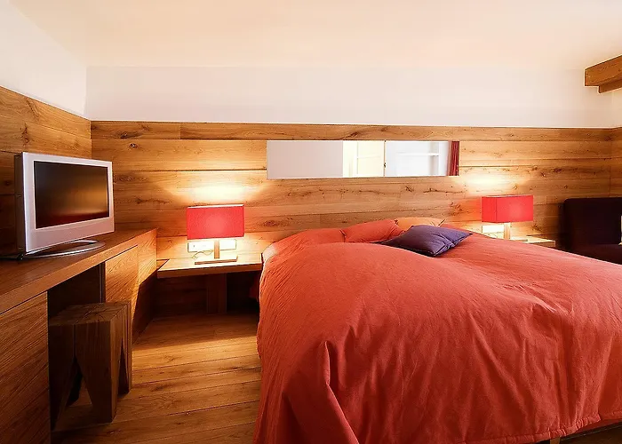 Hotel Hinterwies – In / / Dine Lech am Arlberg